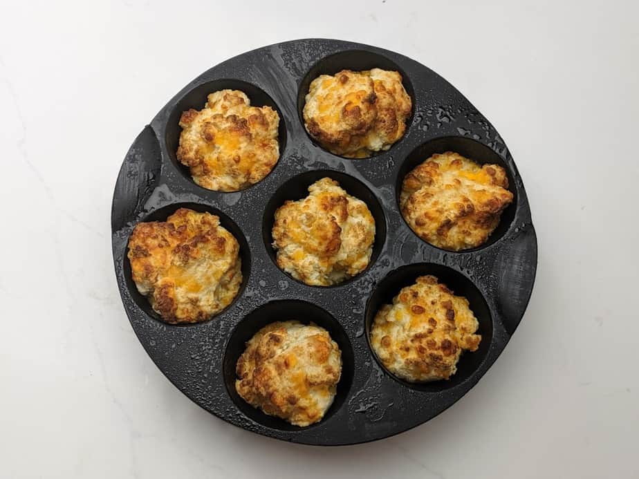 Cheddar Pan Biscuits Recipe