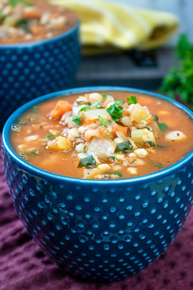 Minestrone Soup with White Beans