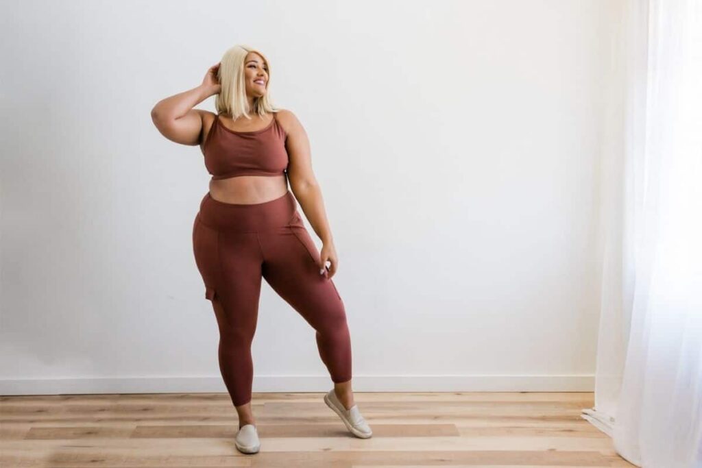 This Is What It's Like To Pole Dance For Fitness When You're Plus-Sized