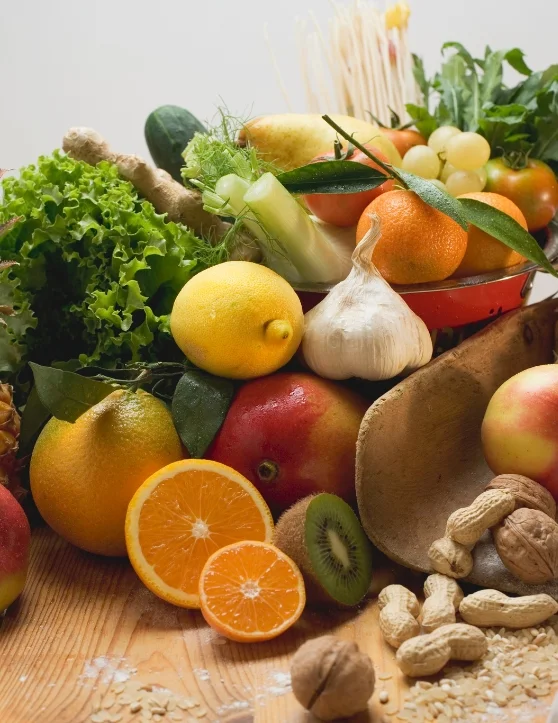 different types of fruits, veggies, proteins, and grains